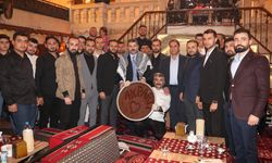 AK Partili gençler sıra gecesinde buluştu