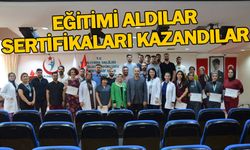 Hemşireler eğitimi tamamladı: Sertifikaları Başhekim Şeyhanlı verdi