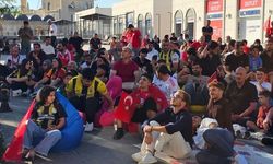 Milli maç heyecanı dev ekranda yaşandı