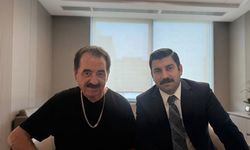 Eyyüpoğlu Tatlıses'i ziyaret etti