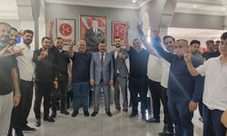 Eski ülkücülerden Mutlu'ya tebrik ziyareti