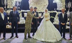 Urfa'da şehit kardeşin mutlu gününde yalnız bırakmadılar