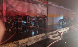 Evren Sanayi Sitesi’nde çifte yangın paniği