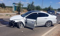 Akçakale’de otomobil ile motosiklet çarpıştı: 1 yaralı