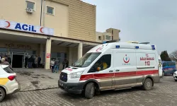 Bozova’da feci kaza! İki otomobil çarpıştı, 8 kişi yaralandı