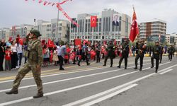 Şanlıurfa’da Zafer Bayramı coşkusu