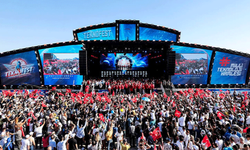 TEKNOFEST Şanlıurfa’da başladı: Gökyüzünde gösteri, yerde teknoloji şöleni