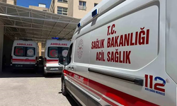 Birecik’te tıra çarpan otomobil hurdaya döndü: Sürücü ağır yaralandı