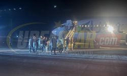 Bomba ihbarının yapıldığı uçaktaki yolculardan örnek alınıyor