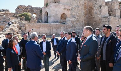 Tarihi Kentler Birliği heyeti Harran'ı gezdi