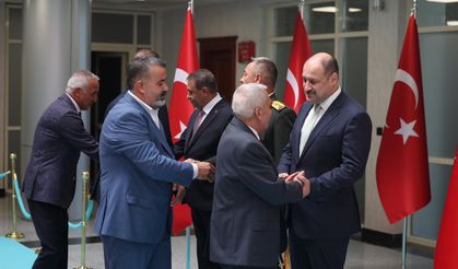 Urfa Valiliğinde tebrikler kabul edildi