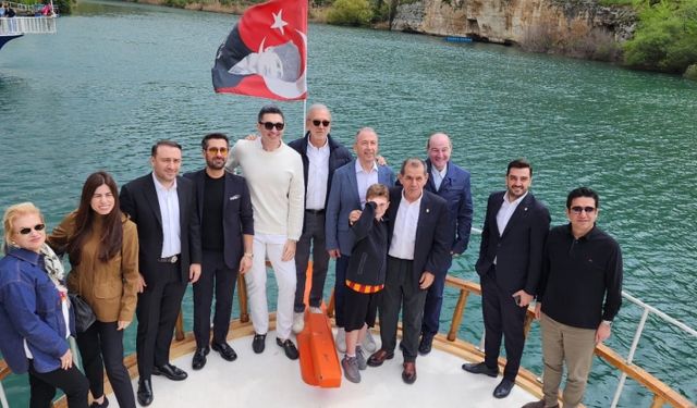Galatasaray Başkanı Özbek Halfeti'ye hayran kaldı