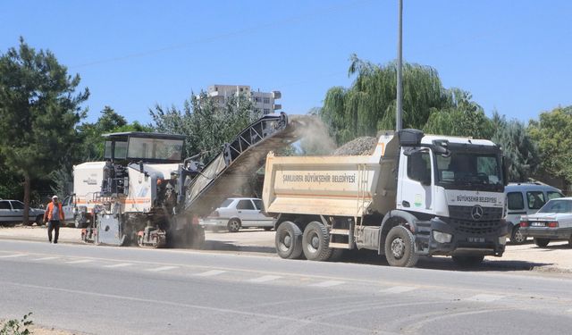 Urfa’da deforme olan yollar asfaltlanıyor
