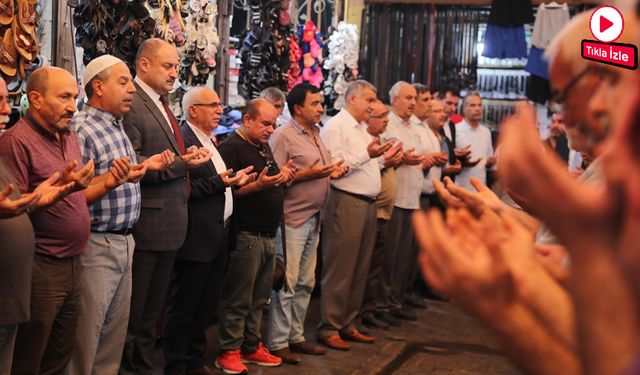 Başkan Gülpınar esnaf duasına katıldı...