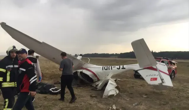 Eğitim uçağı düştü! 2 pilot hayatını kaybetti