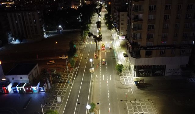 Urfa'da yol düzenlemeleri devam ediyor