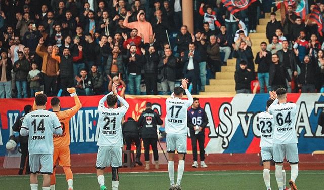 Komşu geriden gelip şampiyon oldu