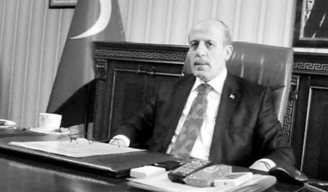 Eski Müdür Tüysüz hayatını kaybetti