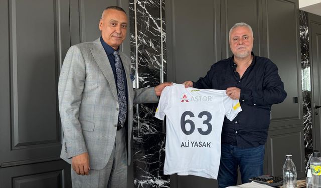 Urfaspor yönetiminden Ali Yasak'a ziyaret