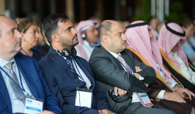 Başkan Gülpınar UNESCO toplantısında Urfa'yı temsil ediyor