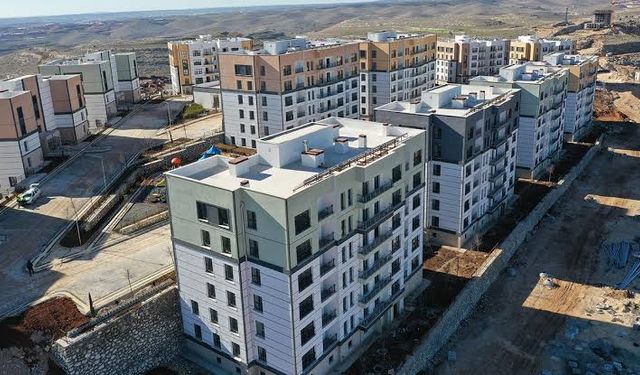 Urfa'da deprem konutlarına ulaşım sıkıntısı çözüme kavuştu