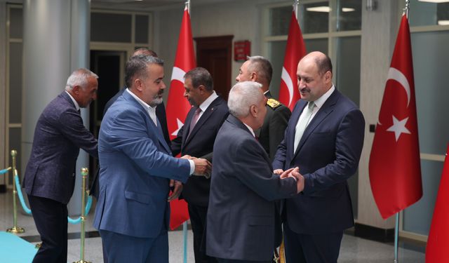 Urfa Valiliğinde tebrikler kabul edildi