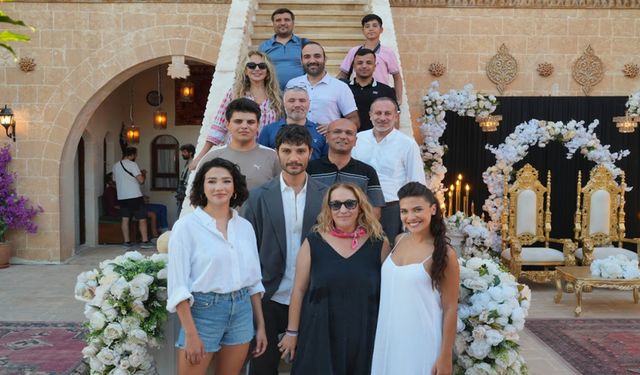 Urfa'dan çekilen dizinin oyuncuları yerel basınla buluştu