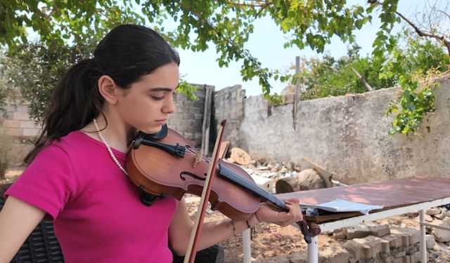Hayalini kurduğu okulu Büyükşehirin desteğiyle kazandı