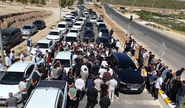 Vekil Ceylanpınar’da Bakan Gibi Karşılandı