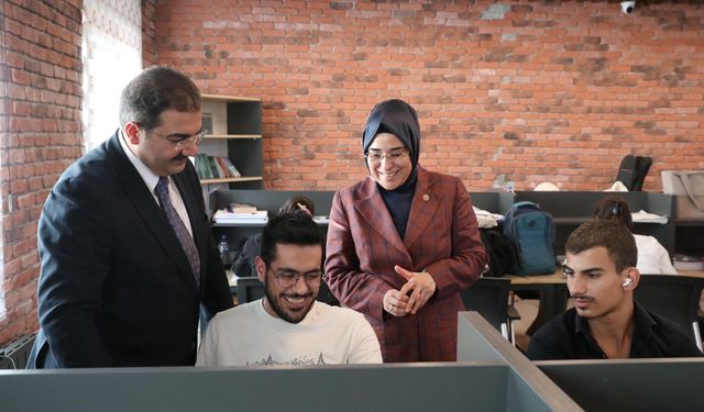 Yazmacı gençlik merkezinde gençlerle bir araya geldi