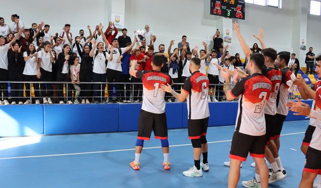 Büyükşehir zirveye yerleşti