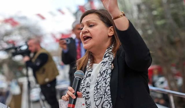 AK Parti'ye geçeceği konuşulan başkandan flaş açıklama