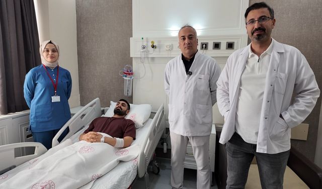 Doğuştan kalbinde darlık vardı, başarıyla açıldı