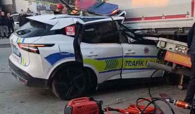 Polis Aracı Tıra Çarptı: 1 Şehit, 1 Polis Ağır Yaralı
