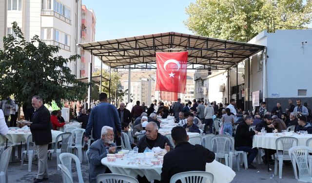 Karaköprü’de Geleneksel Ali Baba Hayratı Bu Yıl da yapıldı.