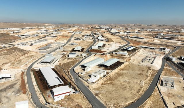 BESİ OSB’DE 40 KM ASFALT YOL TAMAMLANDI