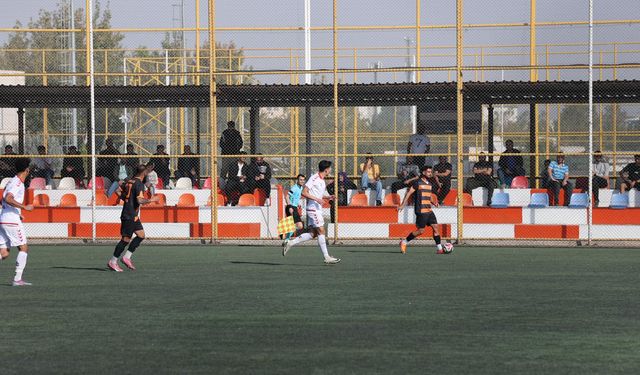 Urfa derbisini kazanıp lider oldu