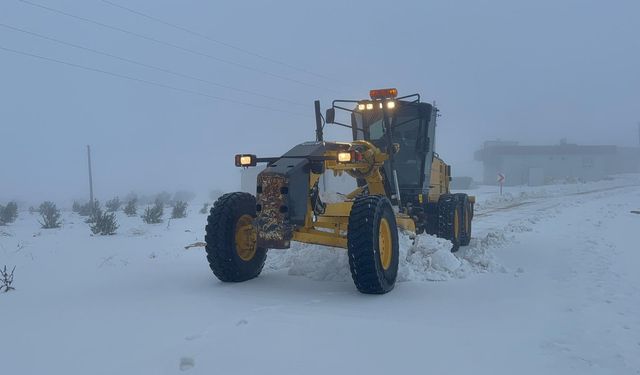 Bir Günde Rekor Mesafede Yol Açıldı
