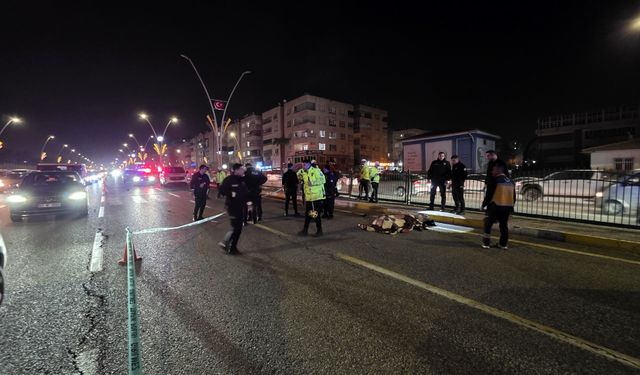Şanlıurfa’da Feci Kaza: Yolun Karşısına Geçen Kadın Hayatını Kaybetti
