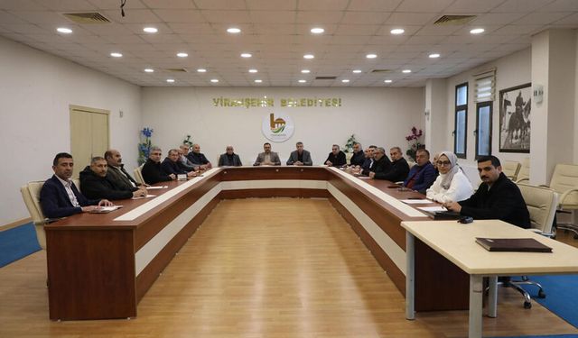 Başkan İnan birim müdürleriyle hizmetleri değerlendirdi