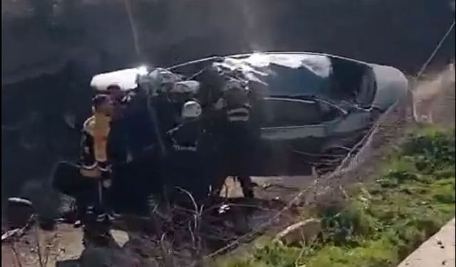 Urfa'da otomobil sulama kanalına uçtu