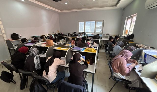 Sadece sınava değil geleceğe de hazırlıyor