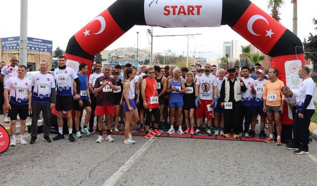 Şanlıurfa’da 11 Nisan coşkusu koşuyla taçlandı