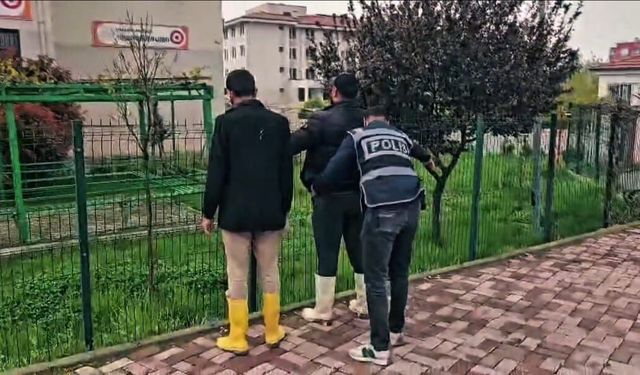 Şanlıurfa’da okul çevrelerinde huzur operasyonu: 2 kişi yakalandı