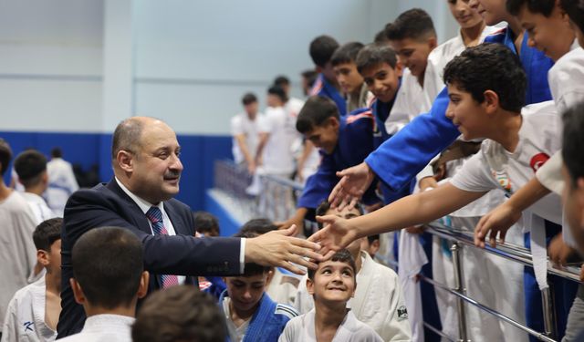 Büyükşehir Belediyesi’nden gençlere yaz müjdesi!