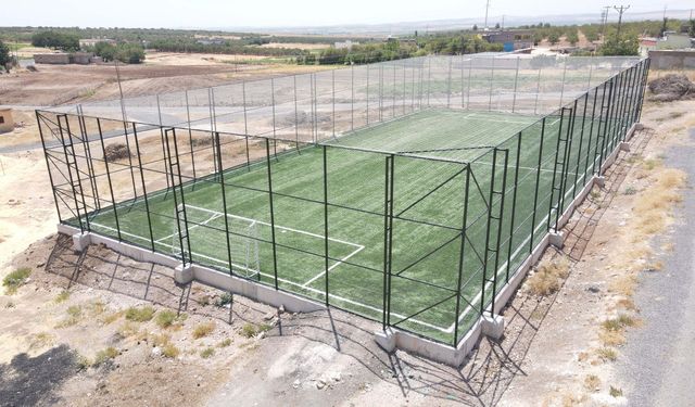 Başkan Canpolat’tan 15 kırsal mahalleye daha spor yatırımı