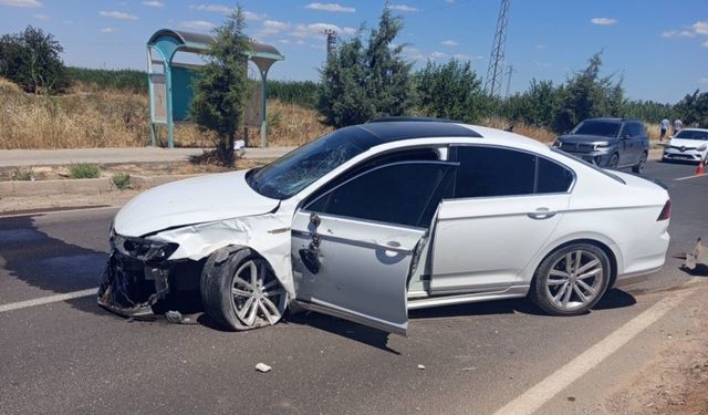 Akçakale’de otomobil ile motosiklet çarpıştı: 1 yaralı
