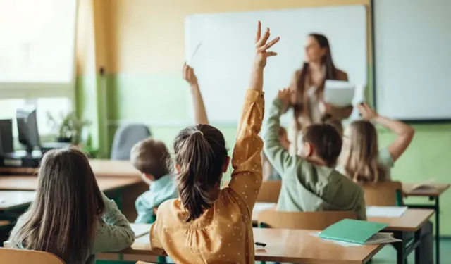 MEB'den okullarda köklü değişiklik! Yeni dönem kuralları açıklandı