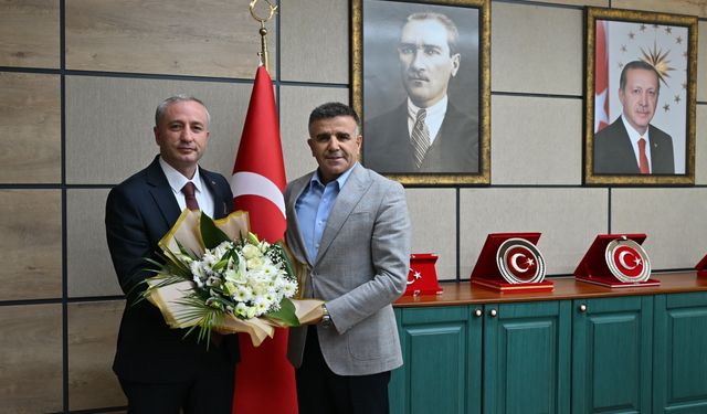 Müdür Kökrek görevini devraldı