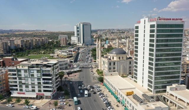 "İşe Yerleştireceğim" Diyenlere Dikkat! Şanlıurfa Büyükşehir Belediyesinden Uyarı